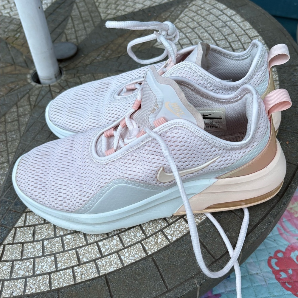 Nike Women's Soft Pink and White Sneakers